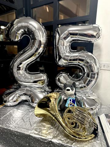 25th anniversary balloons